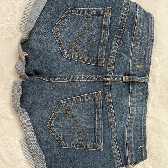 Bullhead Denim Co - Picture 5 of 6